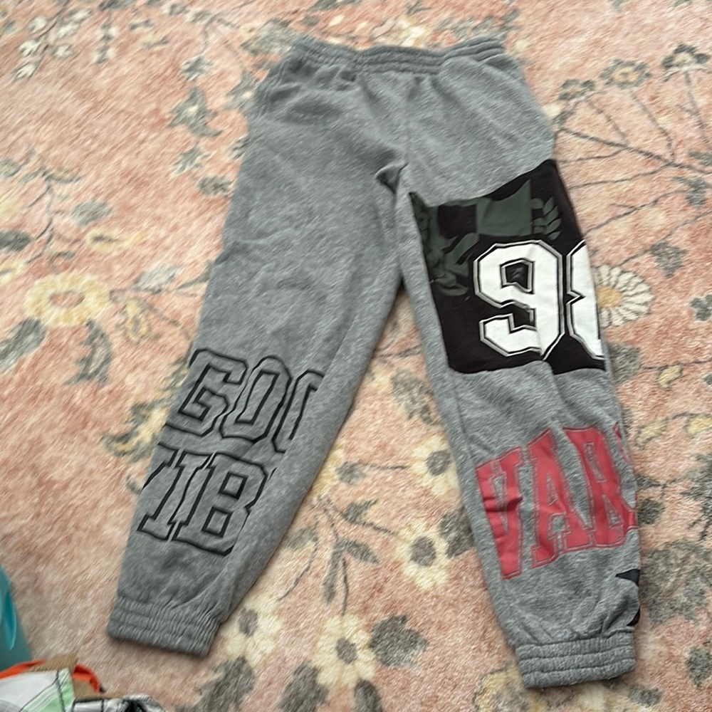 Women’s Gray Graphic Sweatpants
